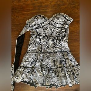 bebe reversable dress